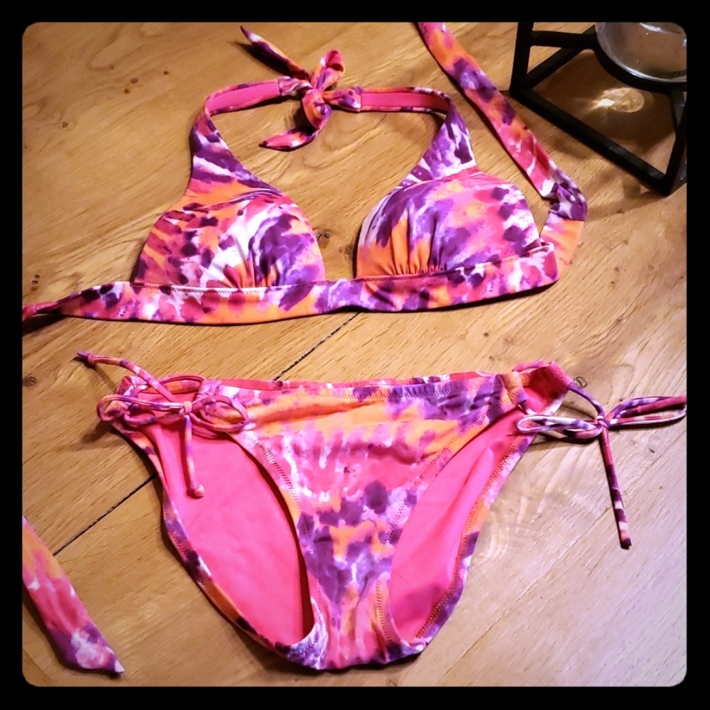 VS Swim tie dye bikini